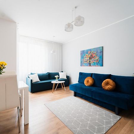 Nice Apartment - Near Sky Tower - Private Parking Wroclaw Luaran gambar